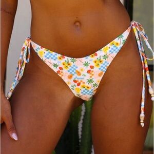 Kulani Kinis Suncatcher Bikini Set